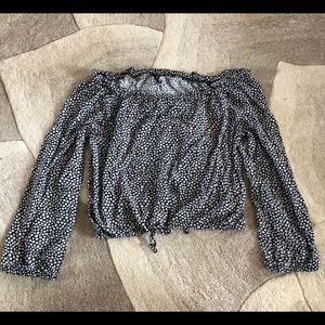 H&M Off Shoulder Black and White Daisy Long Sleeve